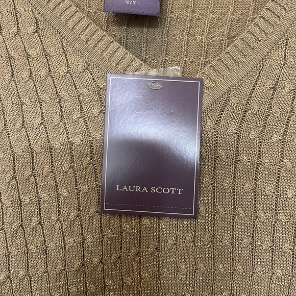 Laura Scott Sweater Medium - Picture 2 of 3
